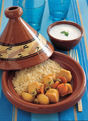 طاجن الدجاج مع البصل والزيتون