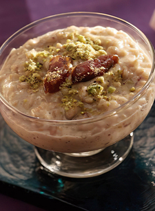 Oats with Date and Cardamom Pudding