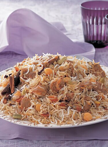 Saudi Rice with Meat and Chickpeas