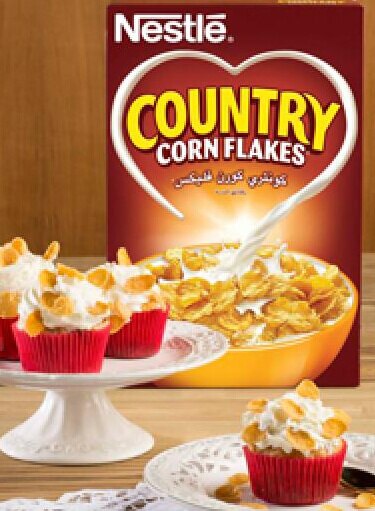 Country Corn Flakes® Cupcakes with Vanilla Cream