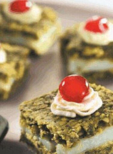 Pistachio Mafruka with Cream