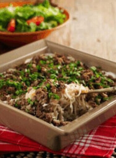 Spaghetti with Yoghurt and Meat