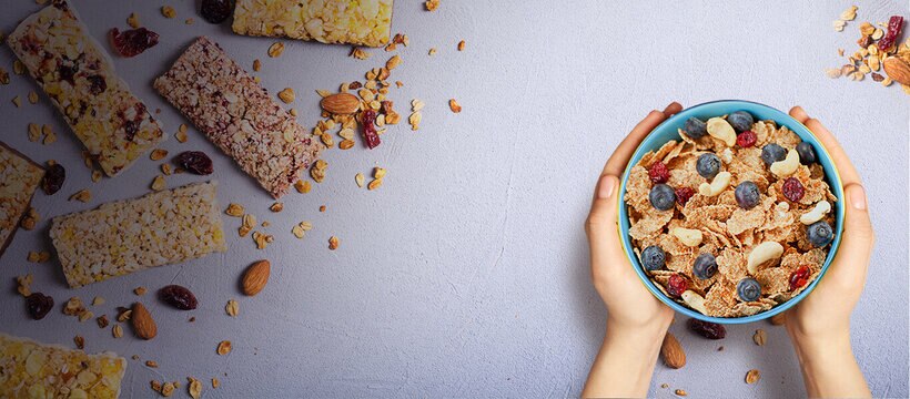 FITNESS® BREAKFAST Caramel Cereal Bar