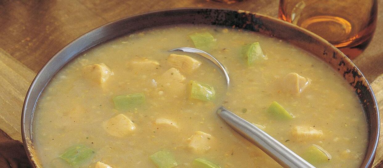 Curried Chicken and Zucchini Soup