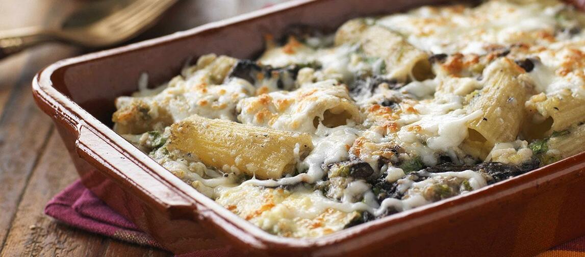 Baked Rigatoni with Spinach & Mushrooms