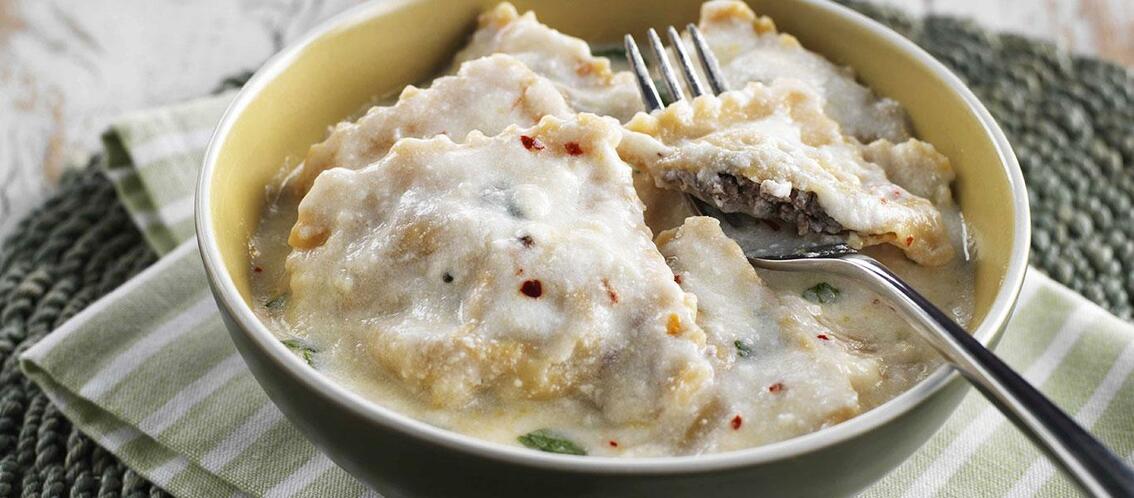 Meat Ravioli with Yogurt and Mint Sauce