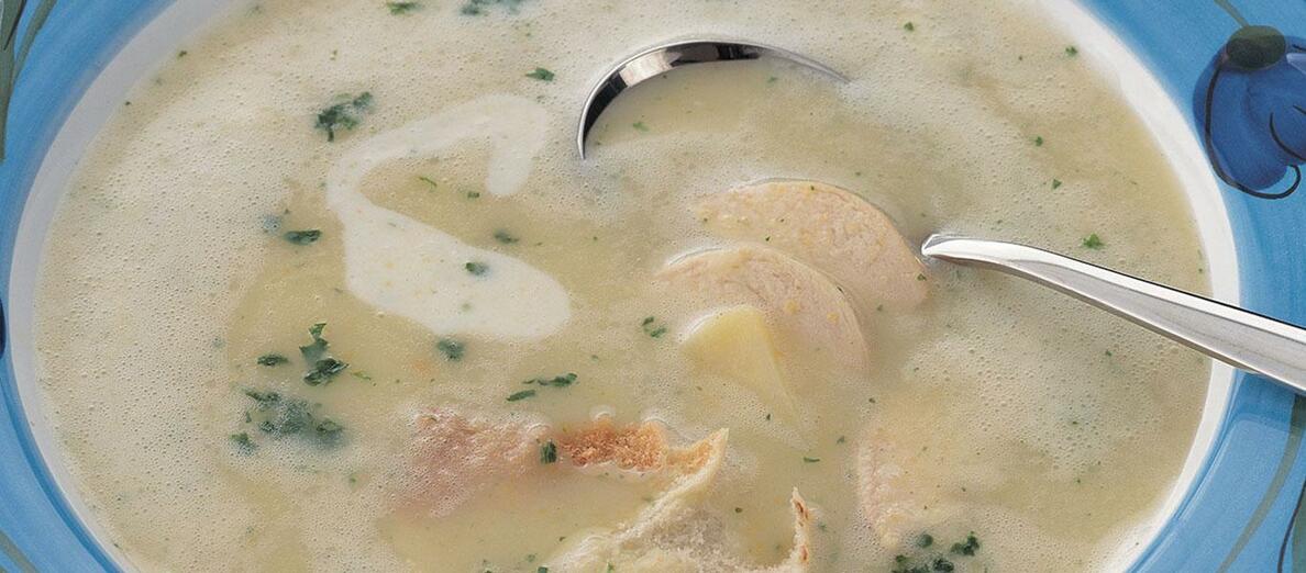 شوربة خلاصة الدجاج والشوفان