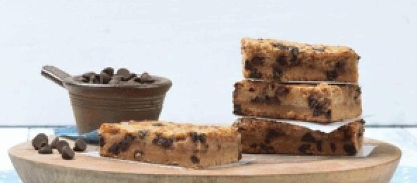 حلوى البلوندي بقطع الشوكولا