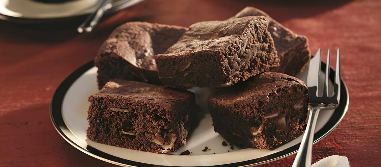 Rich Chocolate and Almond Brownies