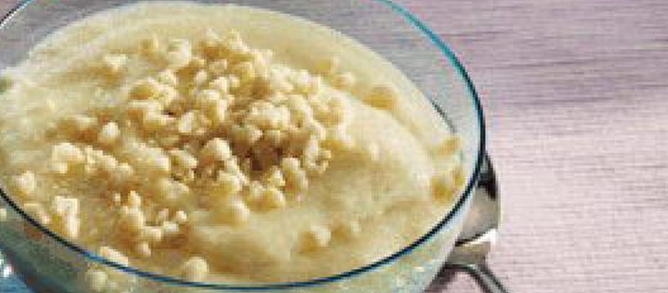 Mohallabiah with Milk and Almonds