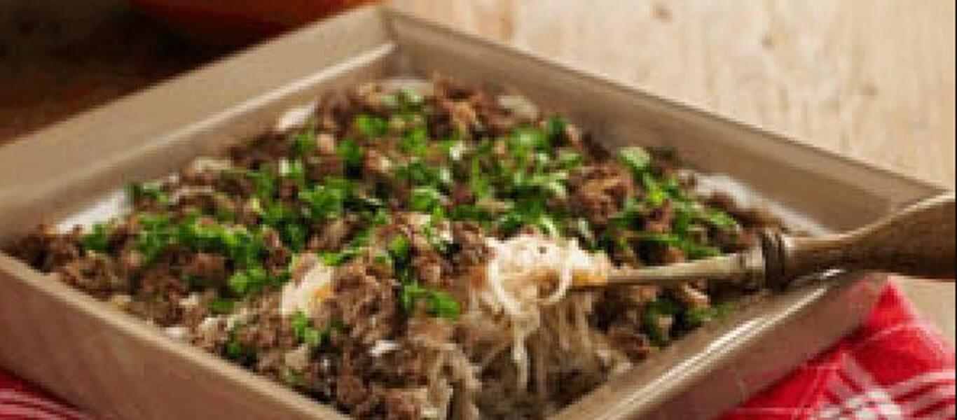 Spaghetti with Yoghurt and Meat
