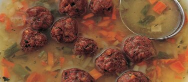 شوربة الكفتة والخضار
