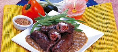 Veal Rolls with Vegetables and Ricotta Cheese