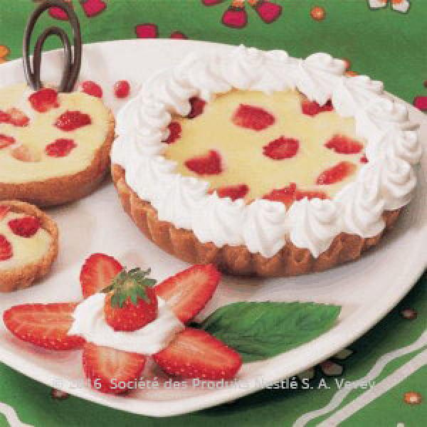 White Chocolate and Strawberries Tart