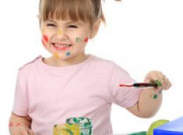 حافظي على سلامة أسنان طفلك