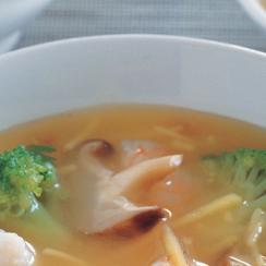 Shrimps with Shiitake Mushroom and Broccoli Soup